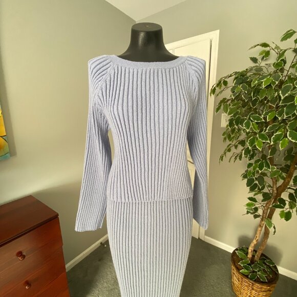 Amadi Kingsley Sweater Set - Size L - Light Blue - Picture 3 of 10